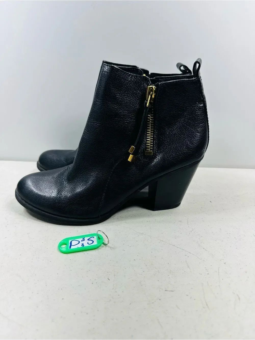 Franco Sarto Diana Dual Side Zip Leather Ankle Boots size 7,5
